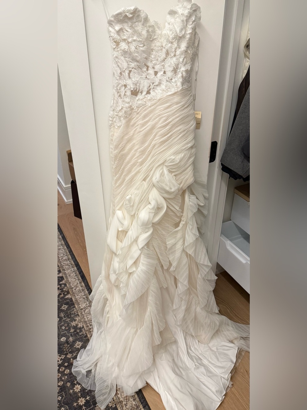 YSA MAKINO wedding gown - Picture 4 of 7